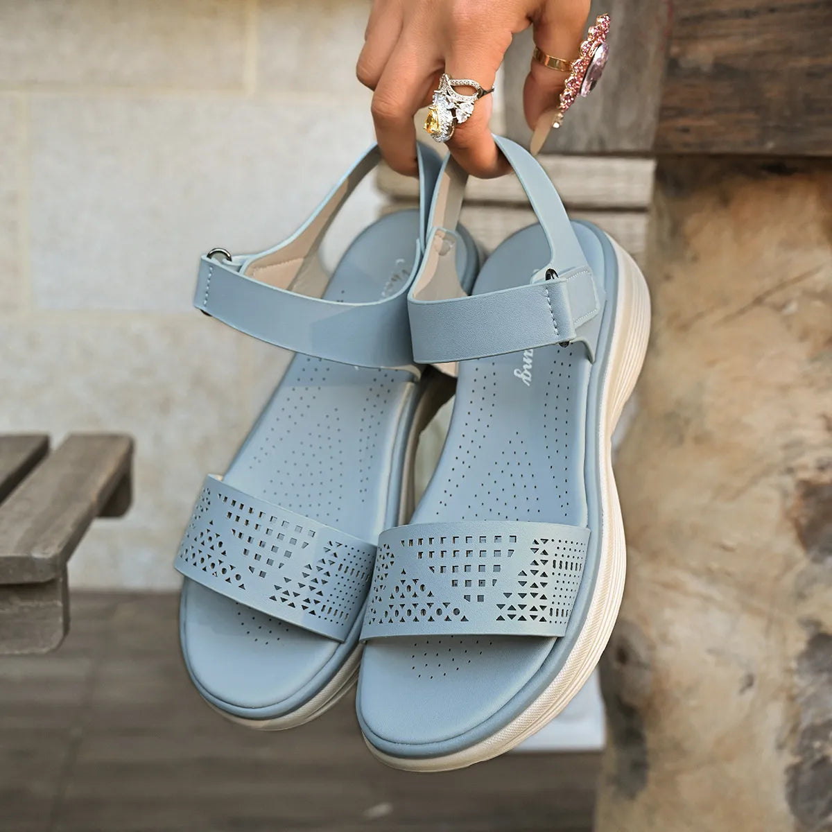 Selected Variant Image