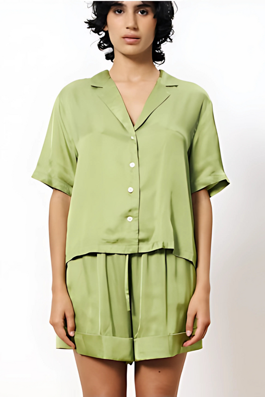 "Chelly" SS Satin Top