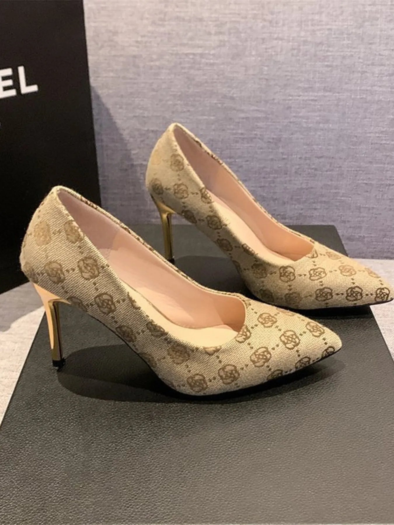 599d00b60cee4758a8988b3f2bce5da1-Max-Origin